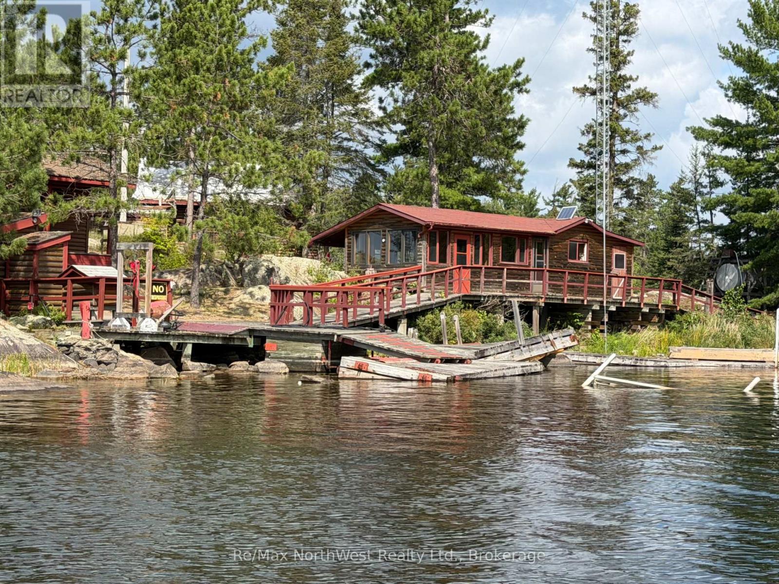 Single Family House photo 28