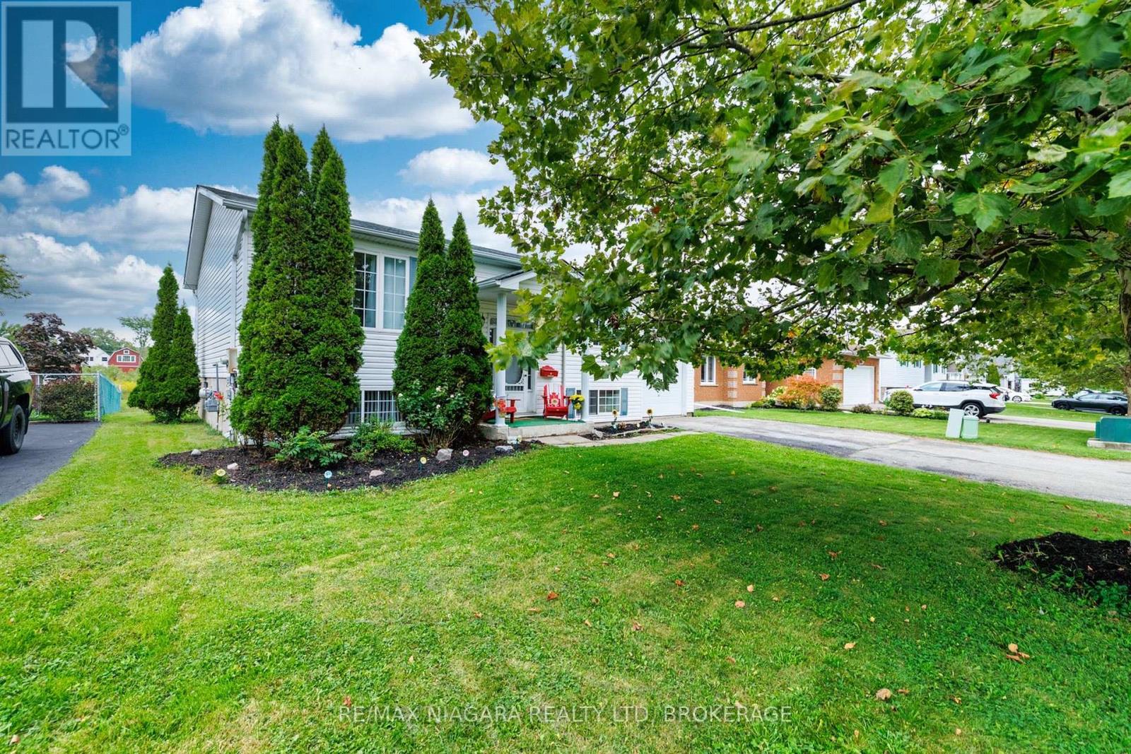 3626 Hill Street, Fort Erie, Ontario  L0S 1S0 - Photo 3 - X13767352