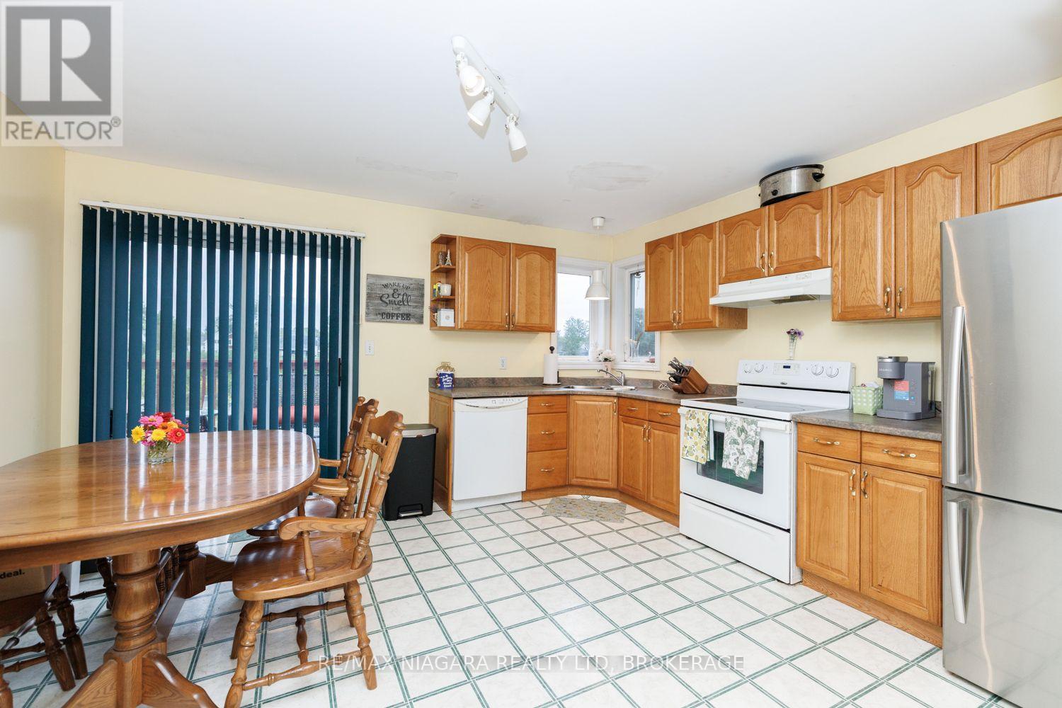 3626 Hill Street, Fort Erie, Ontario  L0S 1S0 - Photo 8 - X13767352