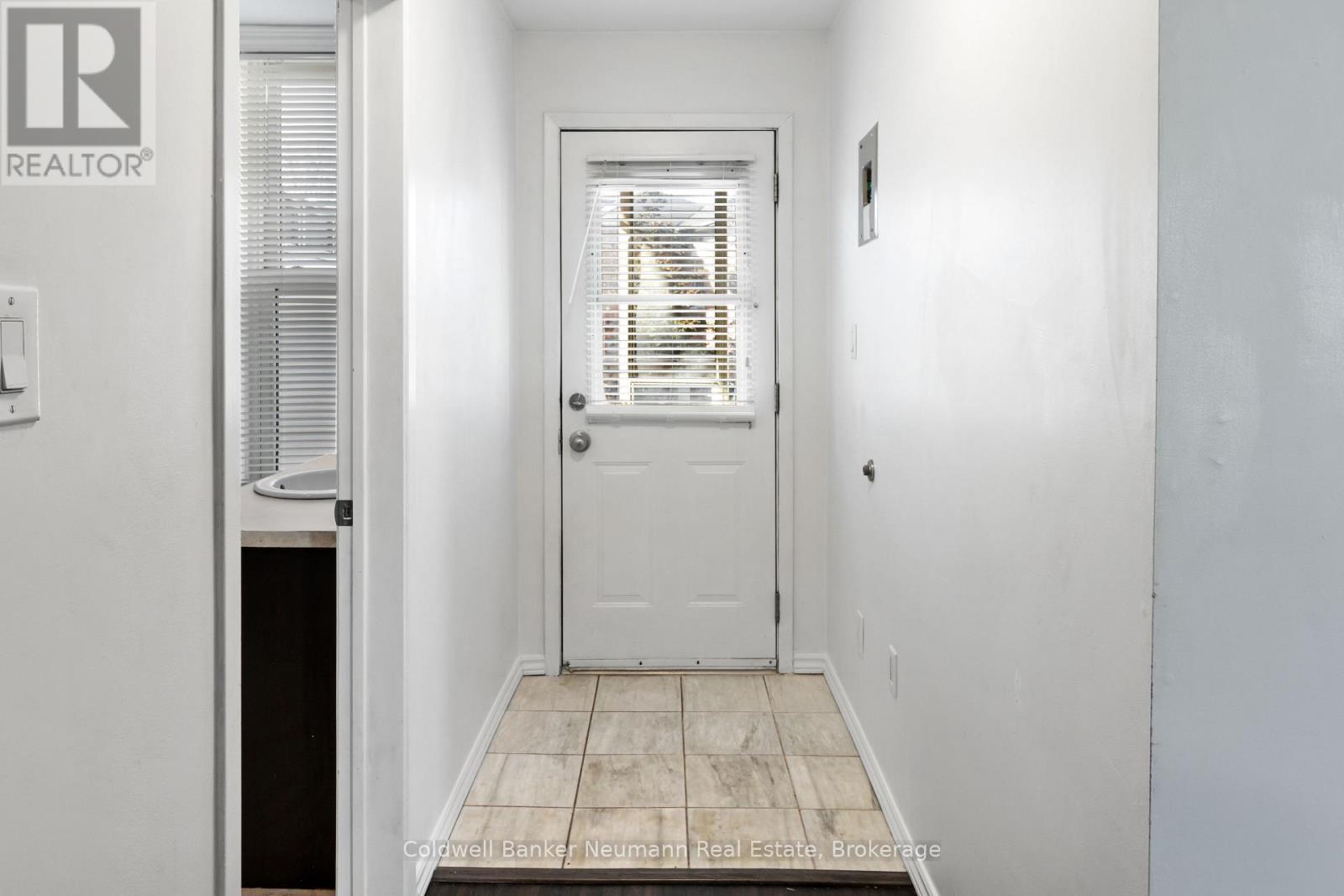A - 56 Yarmouth Street, Guelph (Downtown), Ontario  N1H 4G3 - Photo 2 - X13767118