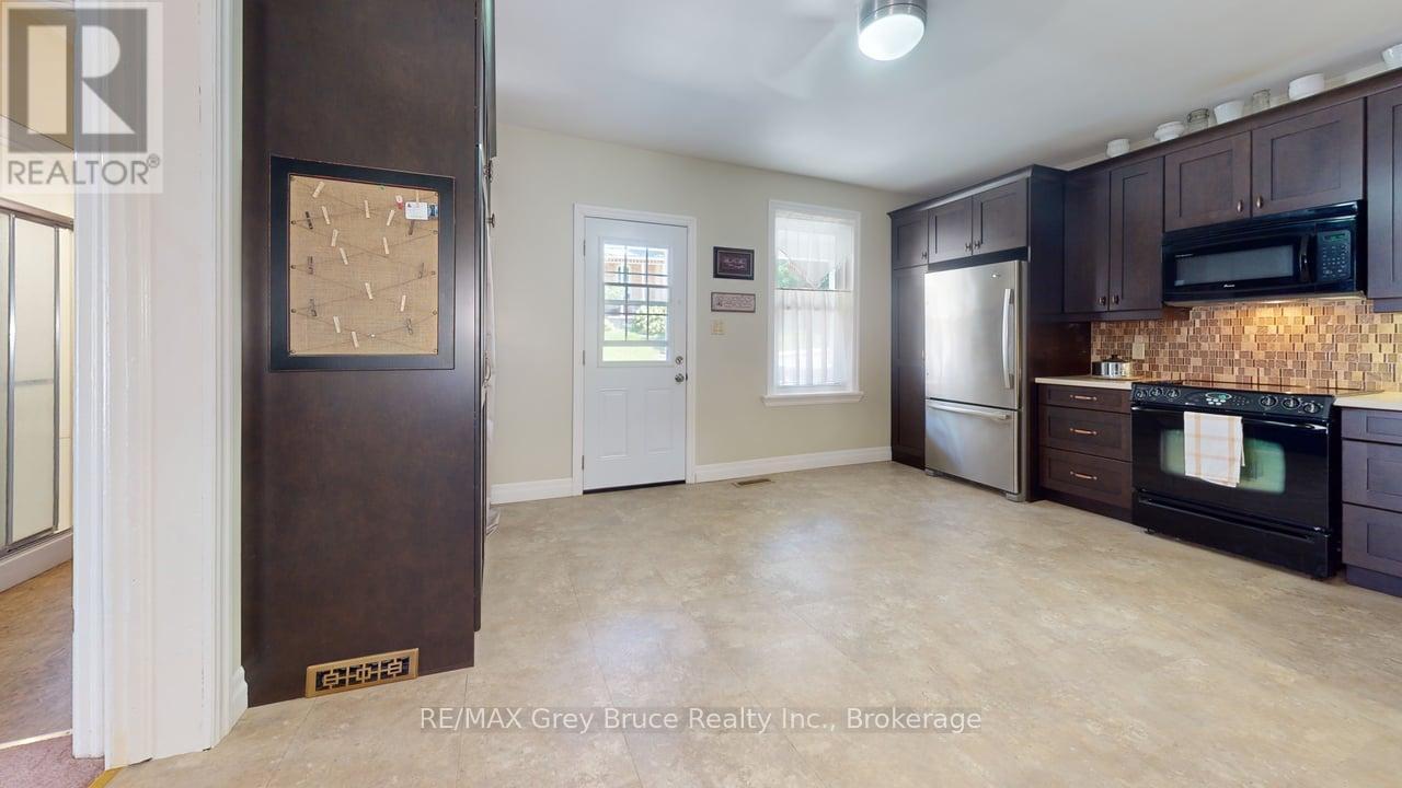 53 3rd Street S, Arran-Elderslie, Ontario  N0G 1L0 - Photo 20 - X13767306