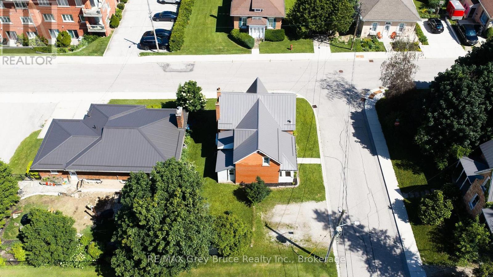 53 3rd Street S, Arran-Elderslie, Ontario  N0G 1L0 - Photo 3 - X13767306
