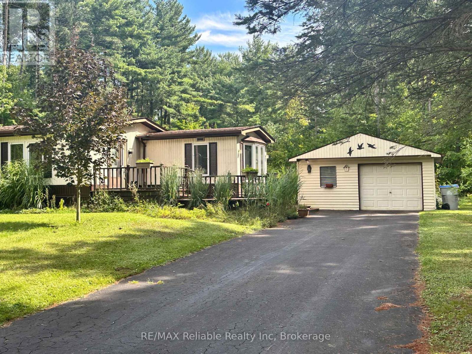 118 Tamarack Drive, Central Huron (Goderich), Ontario  N0M 1G0 - Photo 4 - X13767330