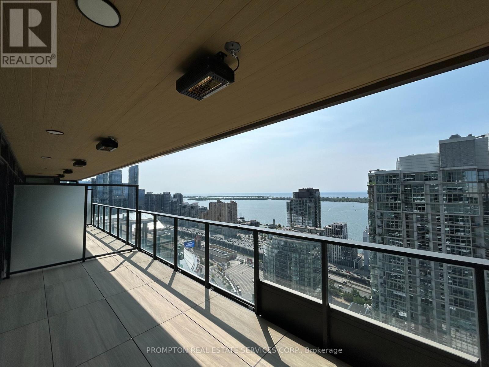 4008 - 1 Concord Cityplace Way, Toronto (Waterfront Communities), Ontario  M5V 0X3 - Photo 11 - C13767180