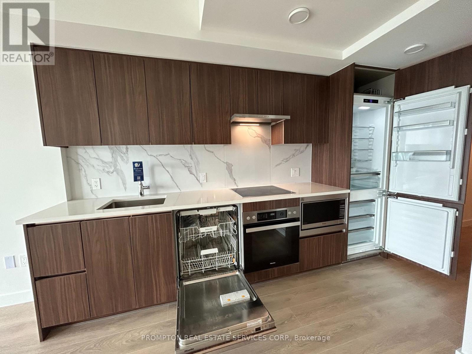 4008 - 1 Concord Cityplace Way, Toronto (Waterfront Communities), Ontario  M5V 0X3 - Photo 5 - C13767180