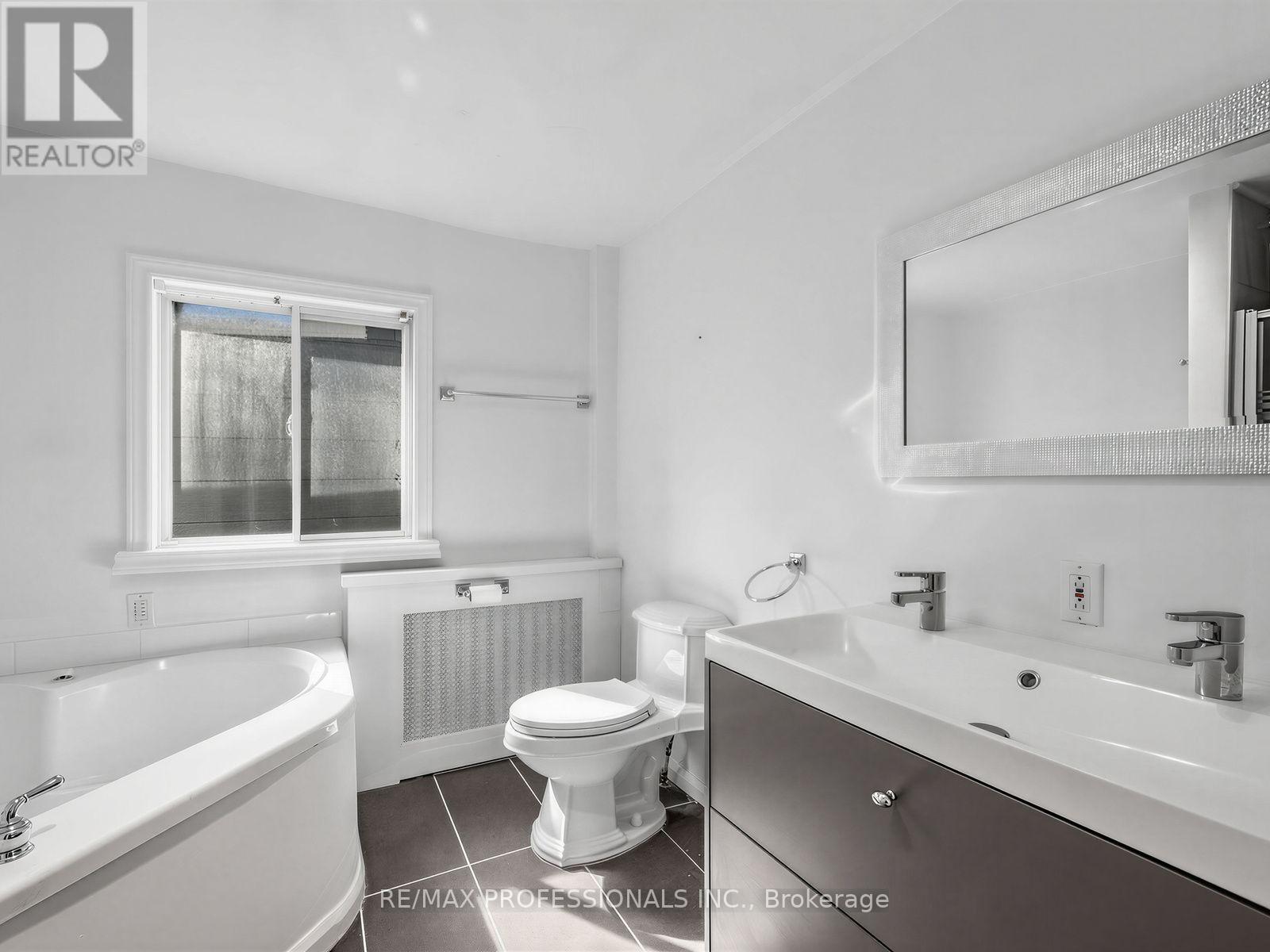 168 Markham Street, Toronto, Ontario M6J 2G6 - Photo 17 - C13767196