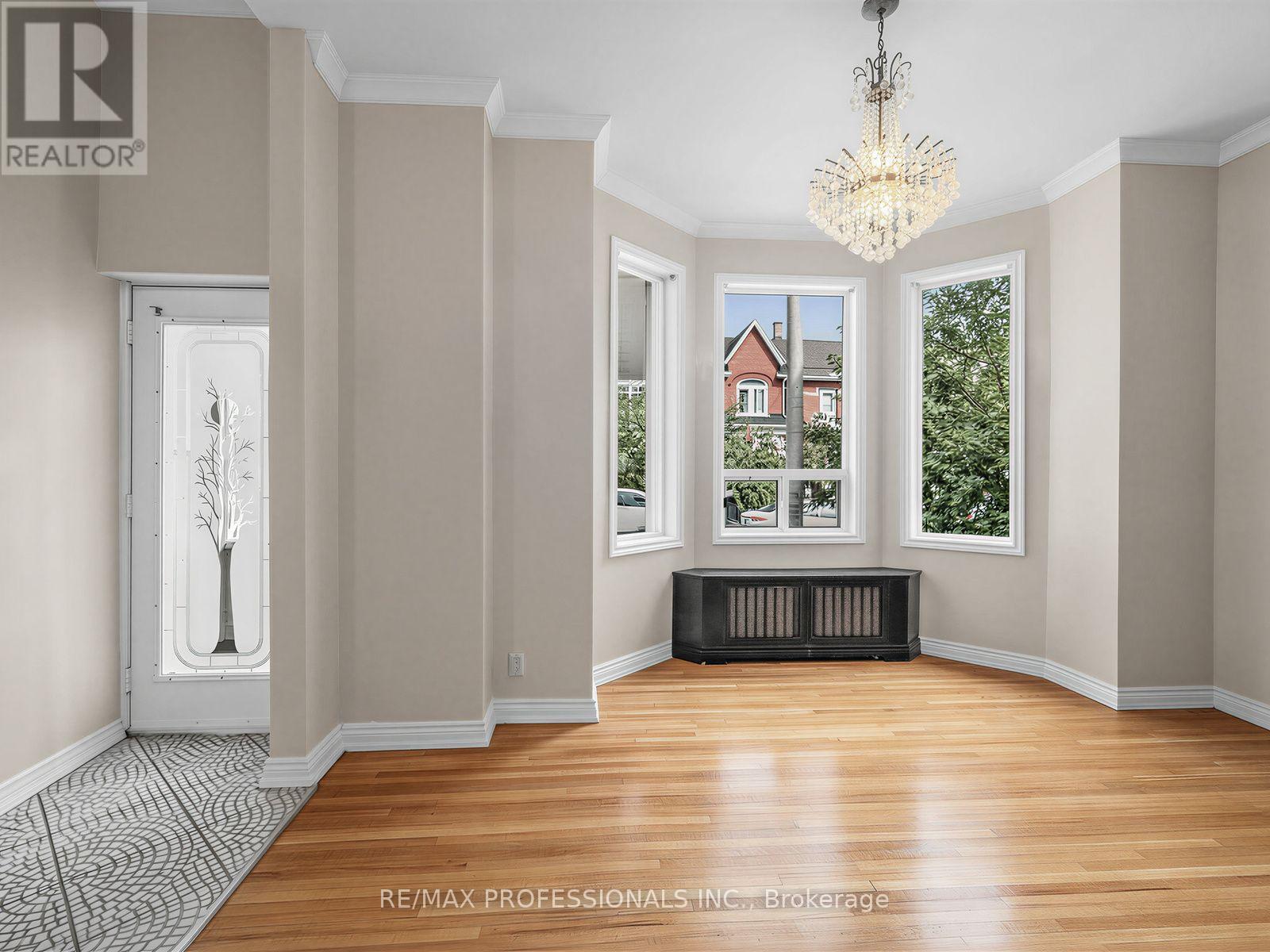 168 Markham Street, Toronto, Ontario M6J 2G6 - Photo 6 - C13767196