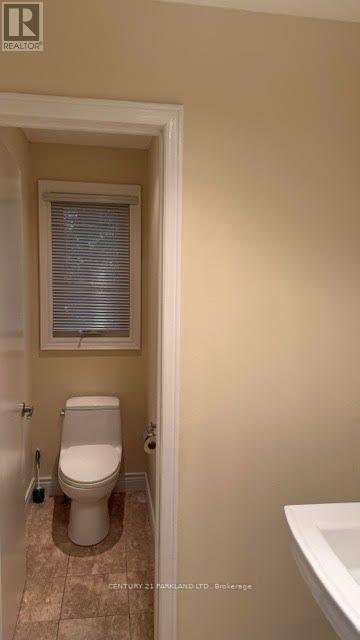 28 Pinnacle Road, Toronto (St. Andrew-Windfields), Ontario  M2L 2V8 - Photo 18 - C13767242