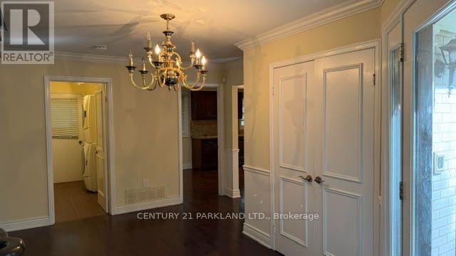 28 Pinnacle Road, Toronto (St. Andrew-Windfields), Ontario  M2L 2V8 - Photo 7 - C13767242