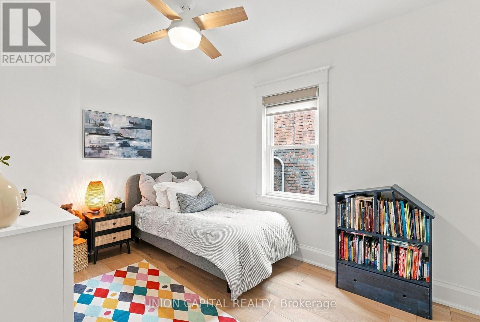 72 Robbins Avenue, Toronto (Woodbine Corridor), Ontario  M4L 1X3 - Photo 14 - E13767036