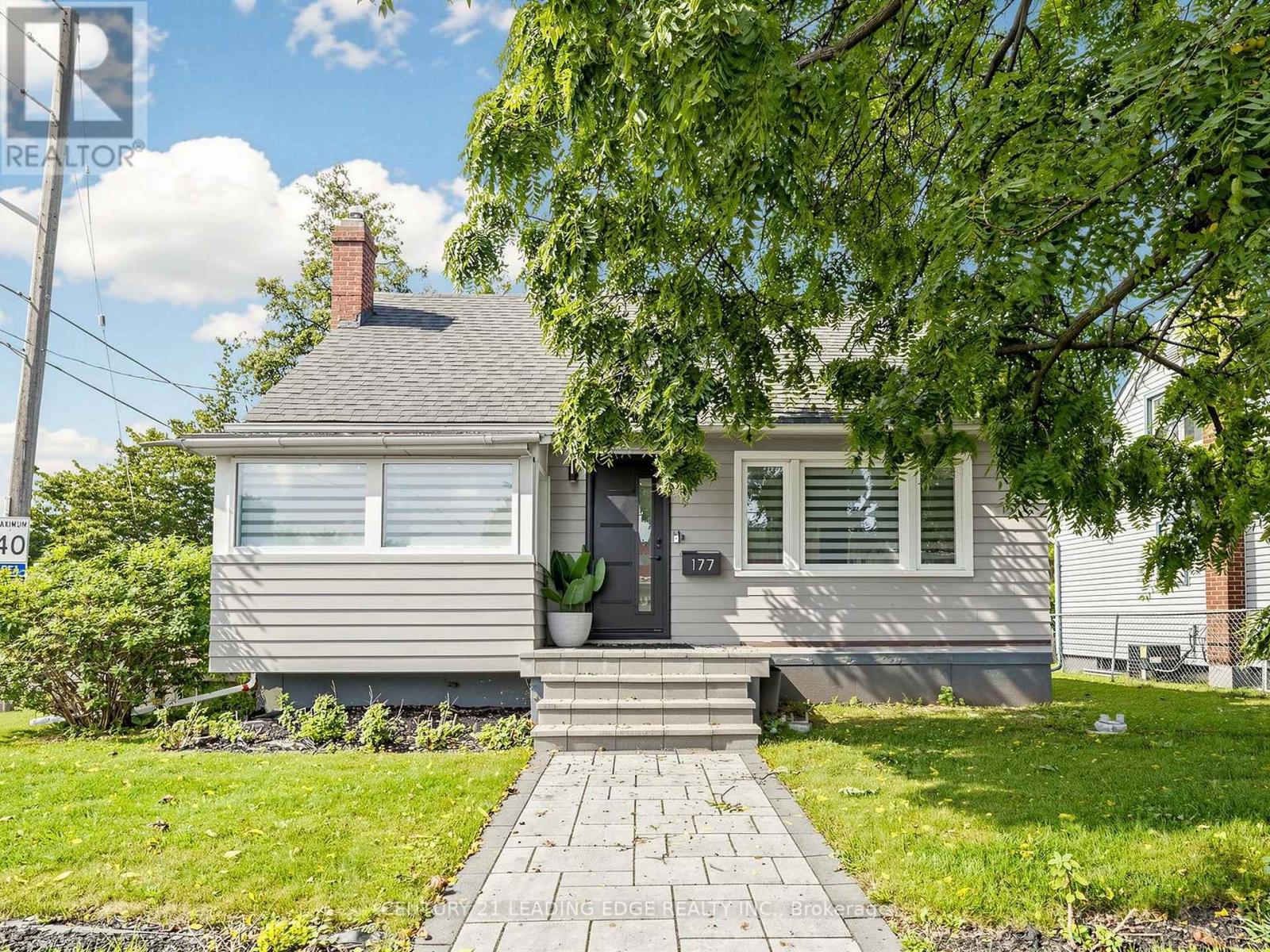 177 PARK ROAD N, Oshawa, Ontario