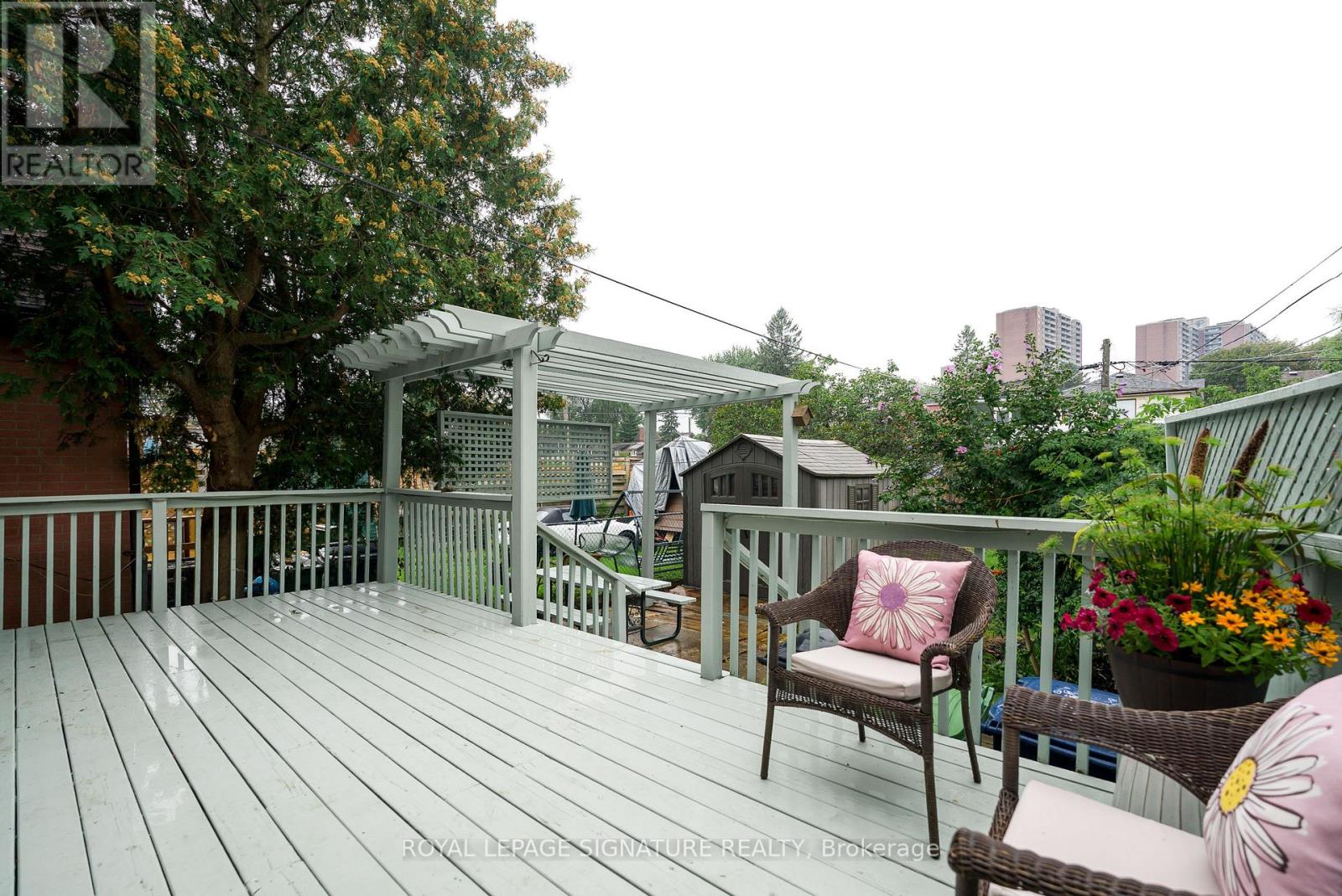 14 Sutherland Avenue, Toronto, Ontario  M4C 1R9 - Photo 39 - E13767134