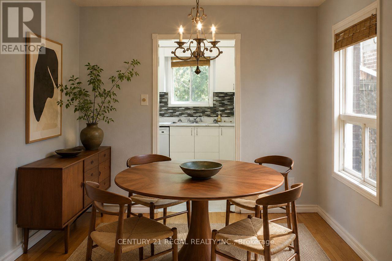 67 Fulton Crescent, Whitby, Ontario  L1R 2E1 - Photo 4 - E13767358