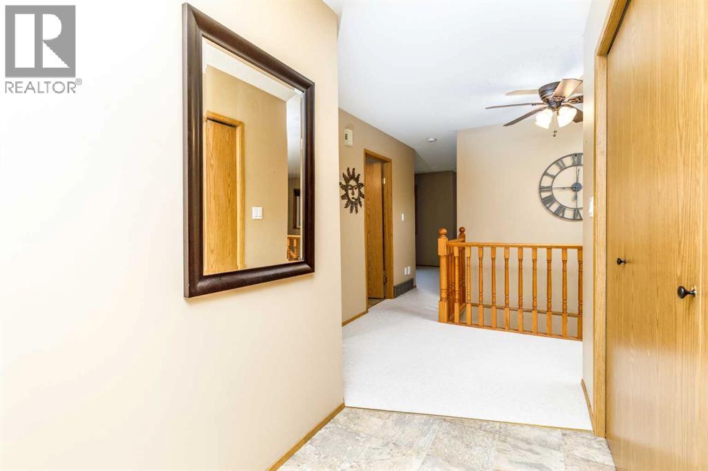 38, 2821 Botterill Crescent, Red Deer, Alberta  T4R 2E5 - Photo 5 - A2330010