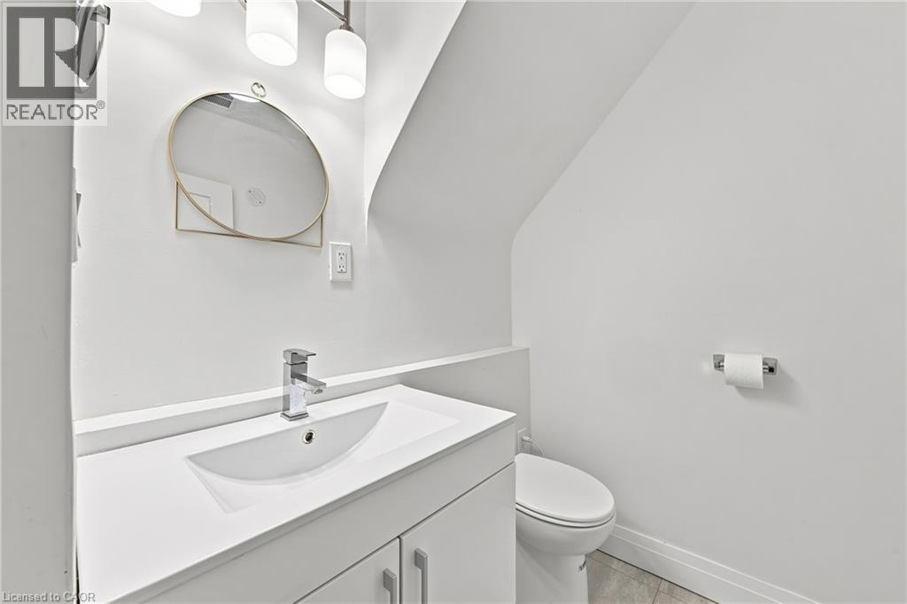2177 Lakeshore Road, Burlington, Ontario  L7R 1A5 - Photo 13 - 40860358