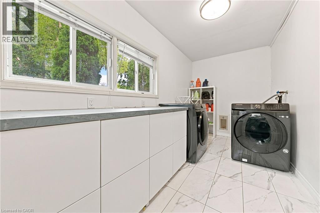 2177 Lakeshore Road, Burlington, Ontario  L7R 1A5 - Photo 16 - 40860358