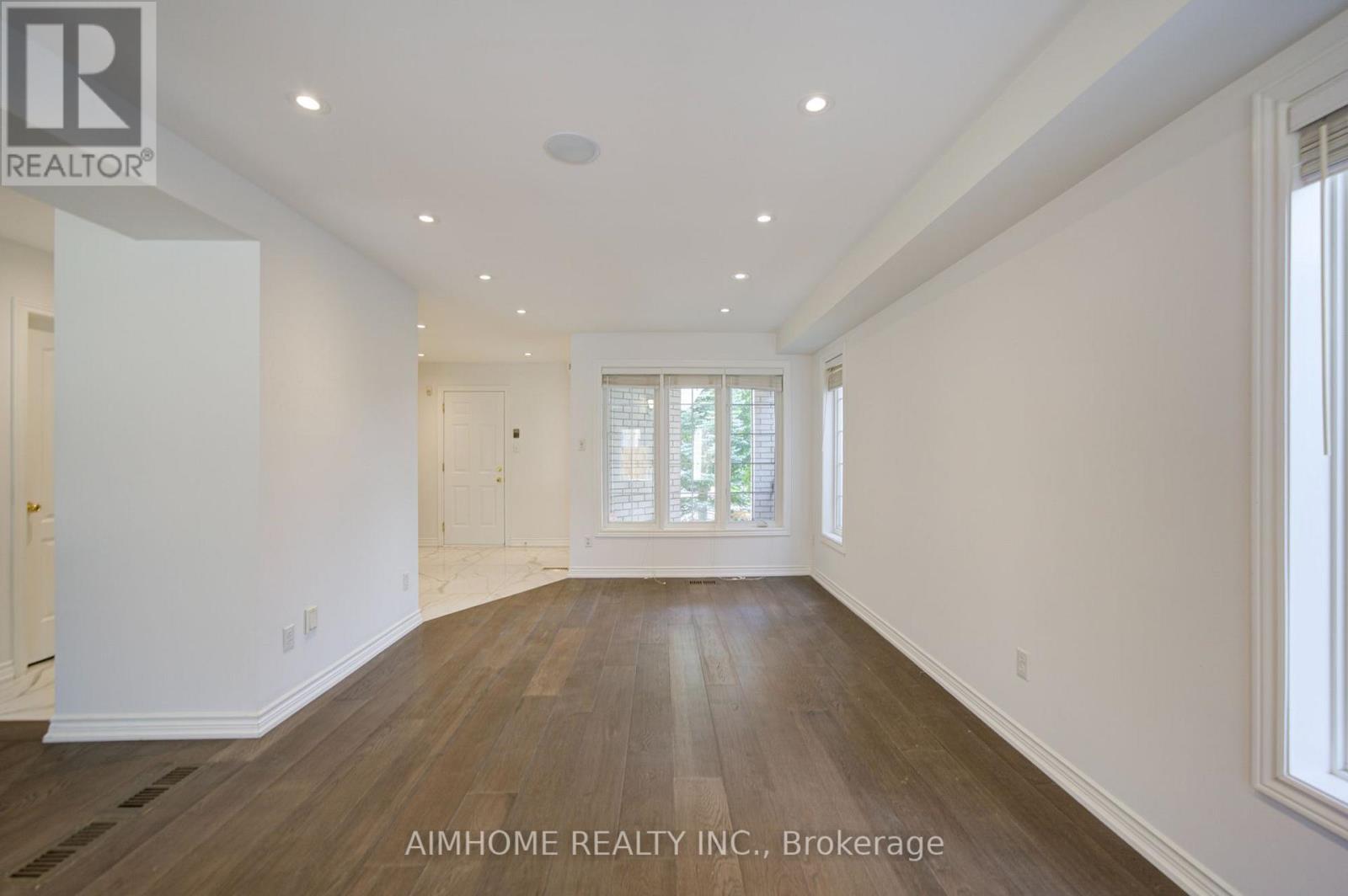 Main - 28 Kiwi Crescent, Richmond Hill (Rouge Woods), Ontario  L4S 2H3 - Photo 8 - N13767054