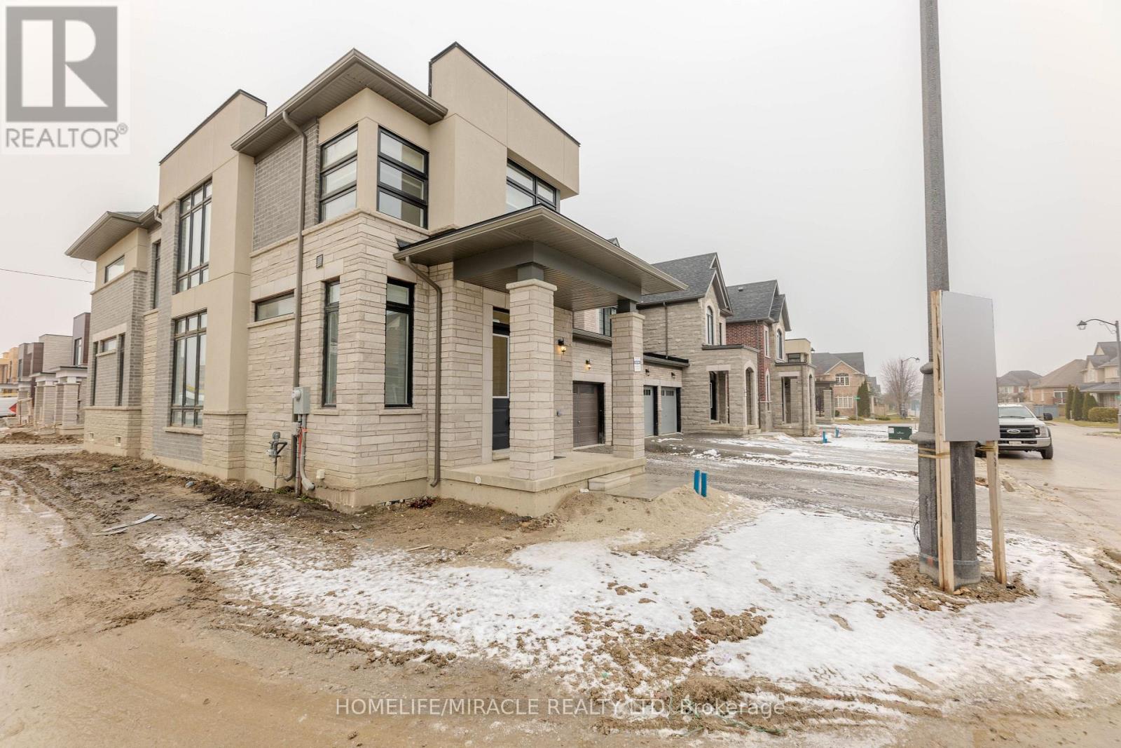89 Halldorson Avenue, Aurora, Ontario  L4G 7Z4 - Photo 39 - N13767076