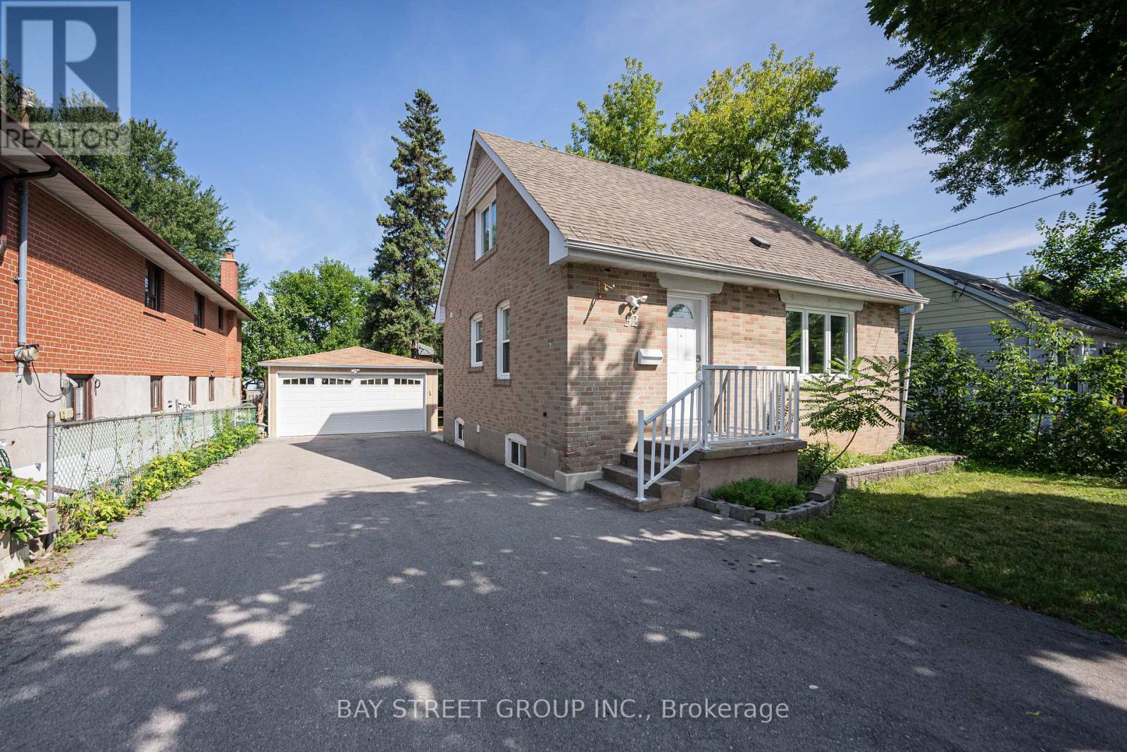 52 GLEN CAMERON ROAD, markham (thornhill), Ontario