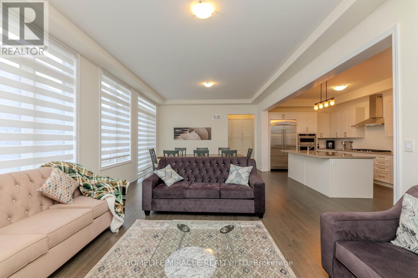 89 Halldorson Avenue, Aurora, Ontario  L4G 7Z4 - Photo 8 - N13767170