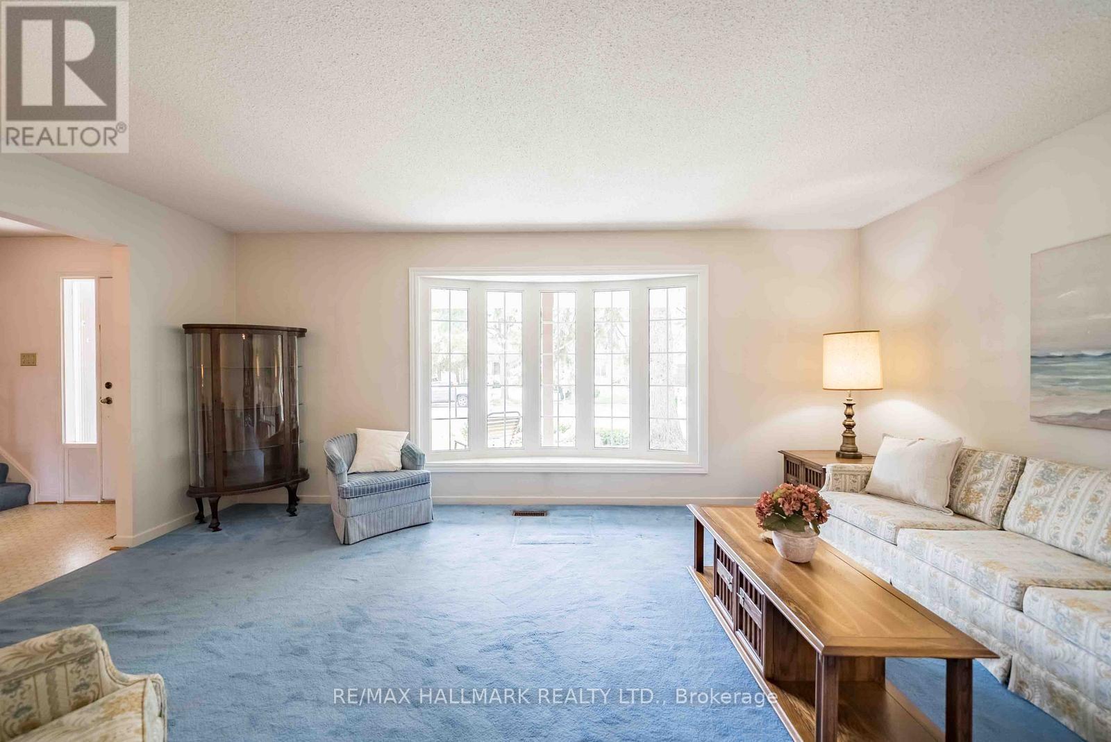 27 Sir Gawaine Place, Markham (Markham Village), Ontario  L3P 3A1 - Photo 11 - N13767300