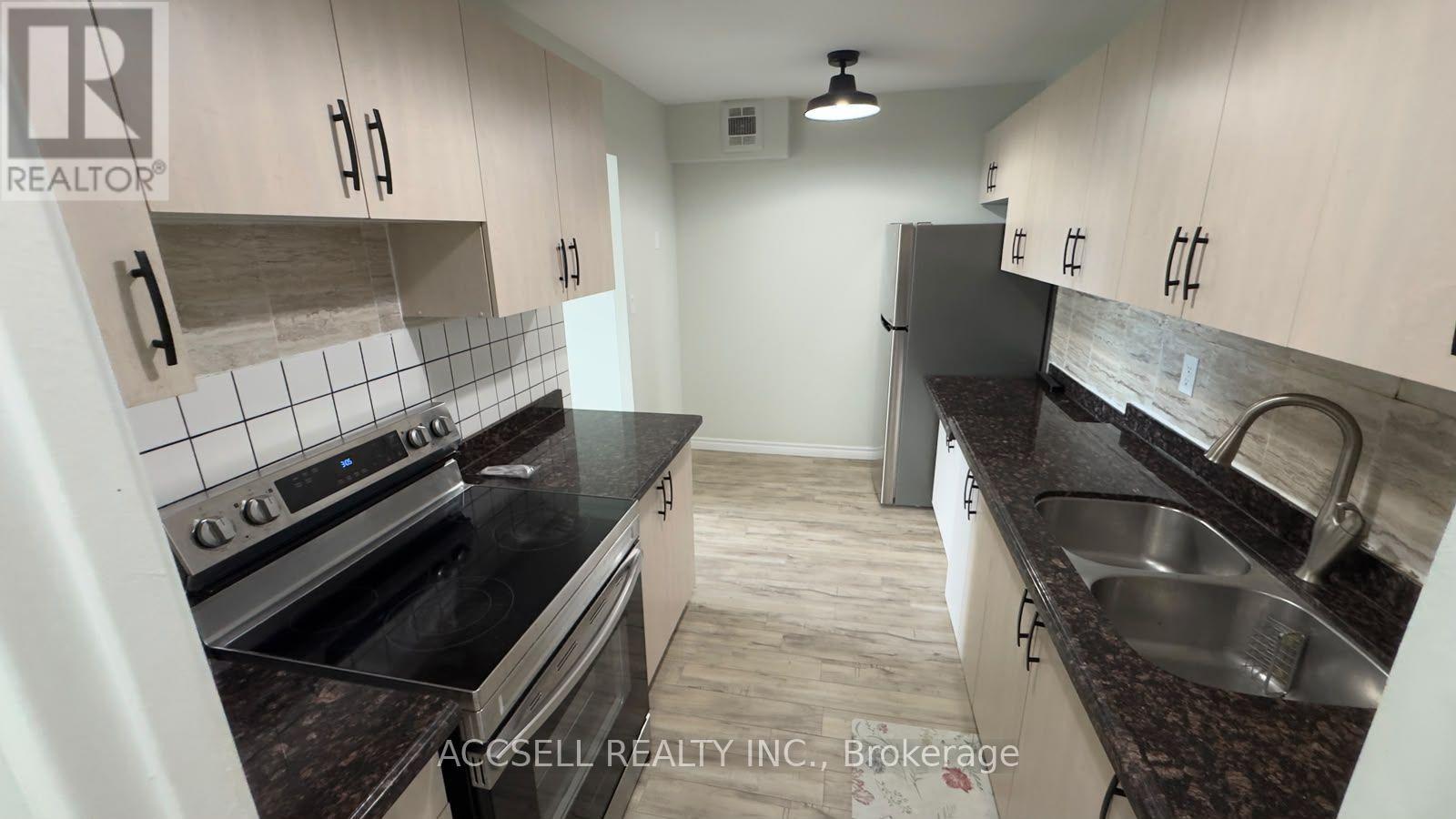 412 - 335 Driftwood Avenue, Toronto, Ontario  M3N 2P3 - Photo 4 - W13767044