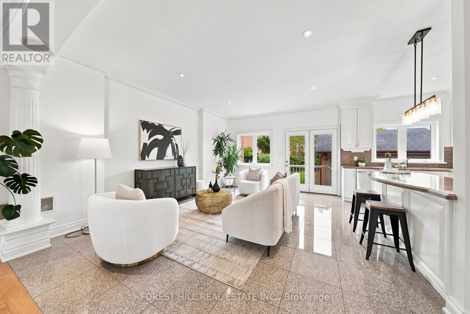 1006 Briar Hill Avenue, Toronto, Ontario  M6B 1M3 - Photo 12 - W13767240