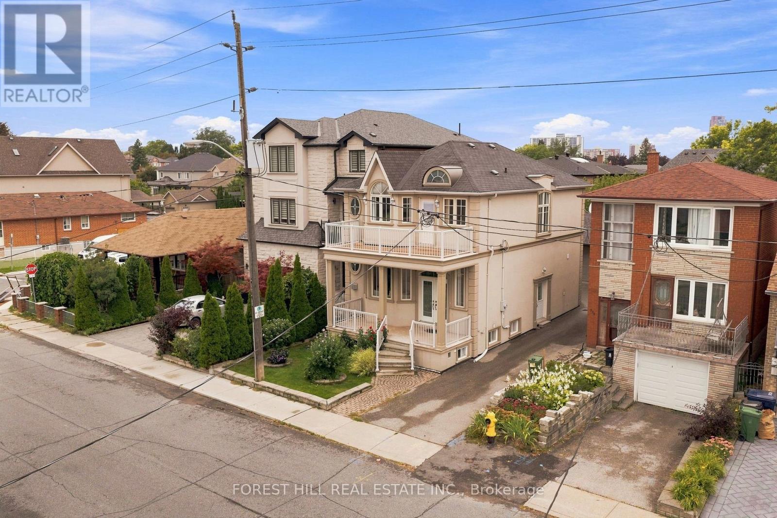 1006 Briar Hill Avenue, Toronto, Ontario  M6B 1M3 - Photo 40 - W13767240