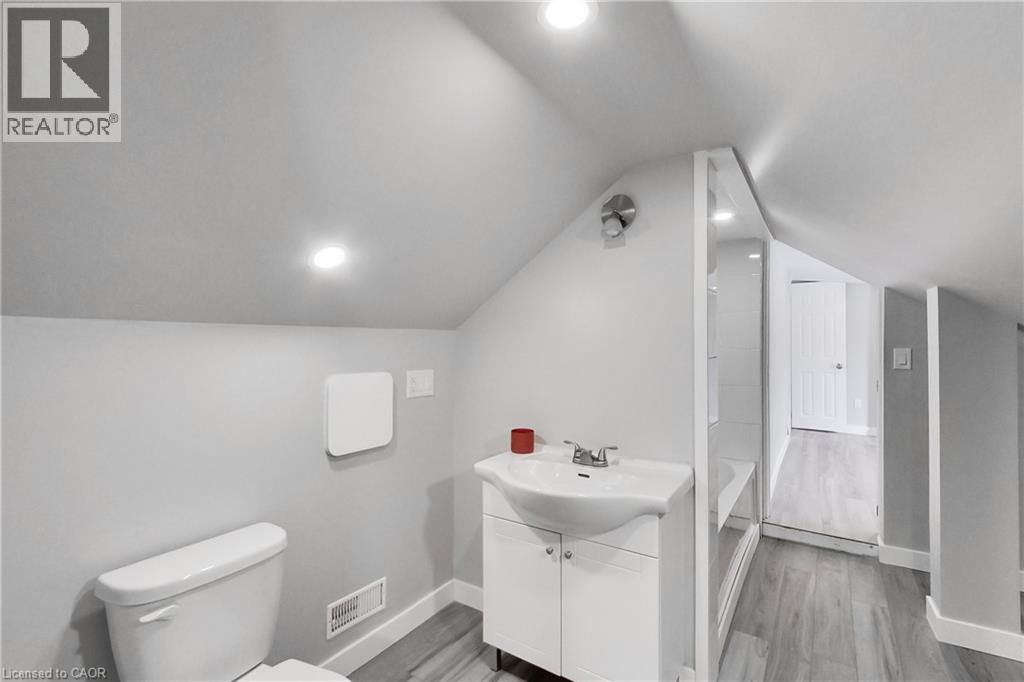 229 Parkdale Avenue N, Hamilton, Ontario  L8H 5X4 - Photo 44 - 40862208