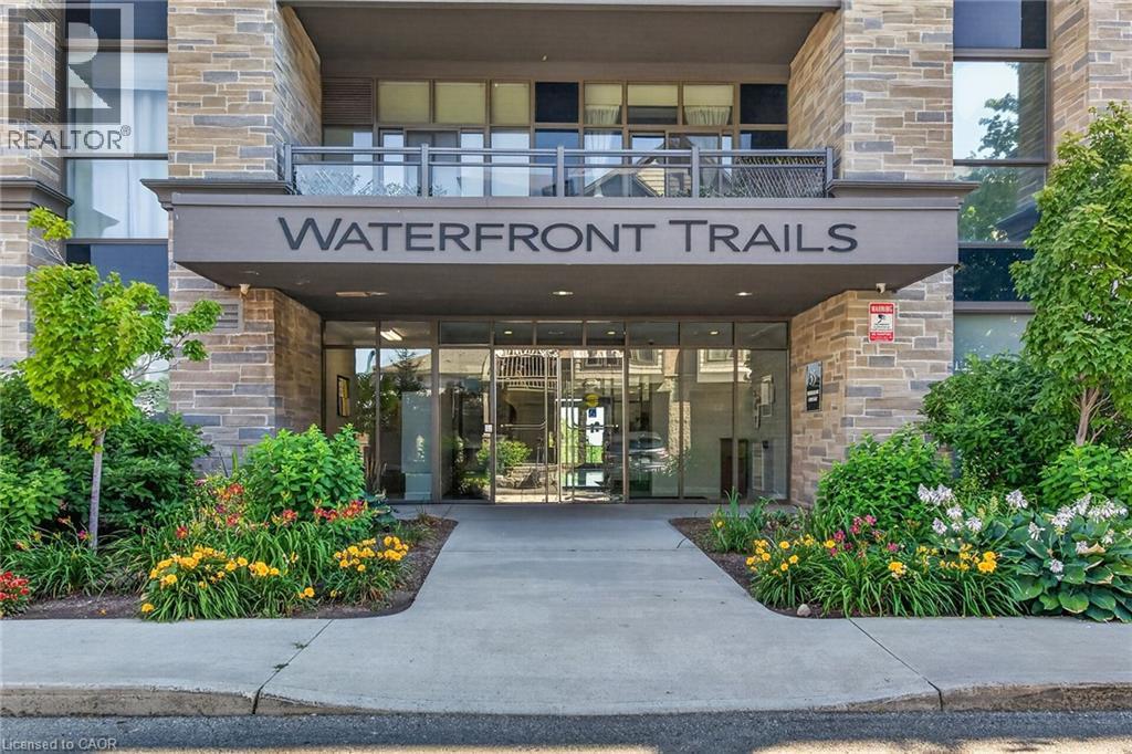 35 SOUTHSHORE Crescent Unit# 122, Hamilton, Ontario