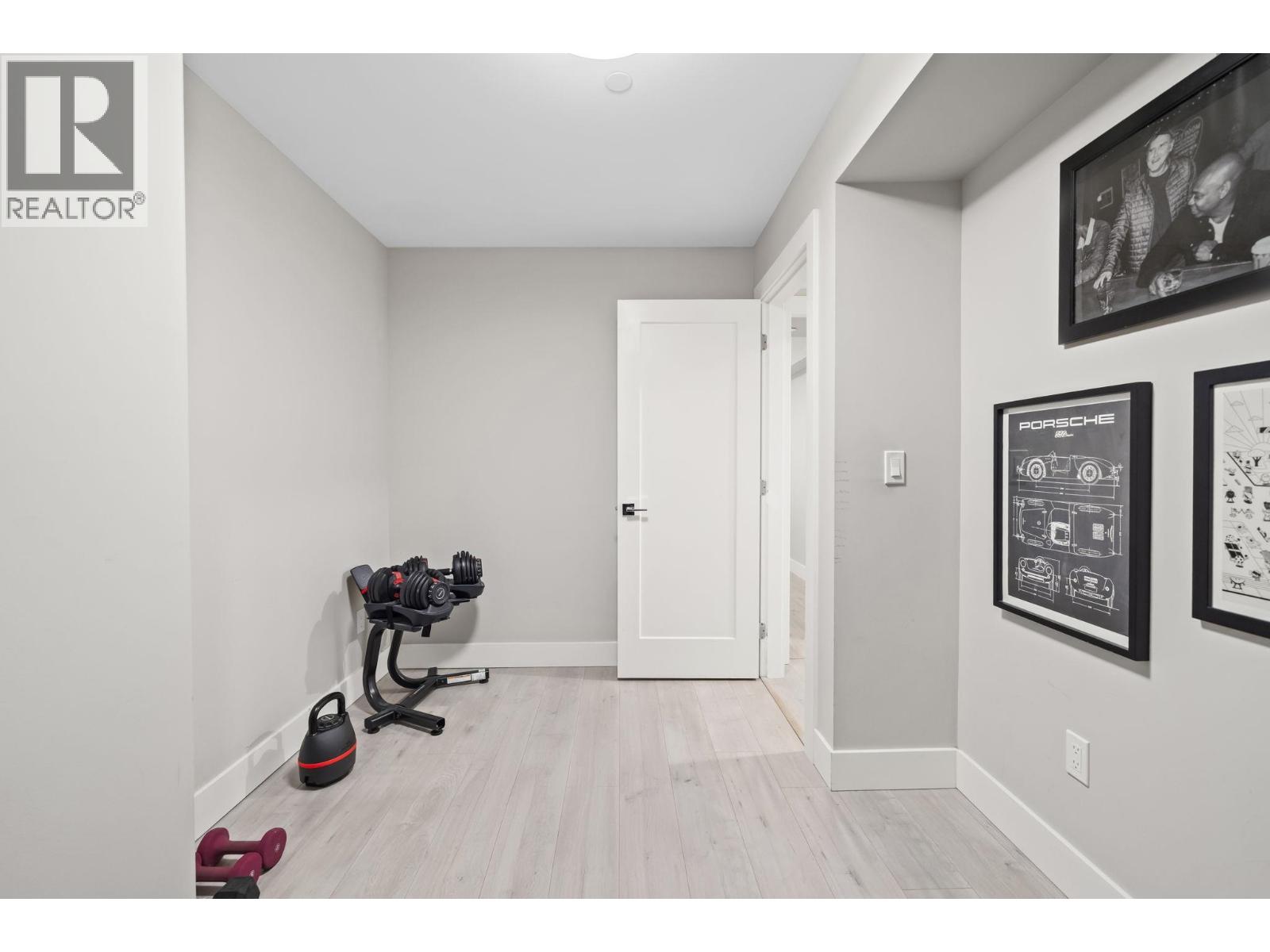 2 233 W 5th Street, North Vancouver, British Columbia  V7M 1J9 - Photo 23 - R3162565