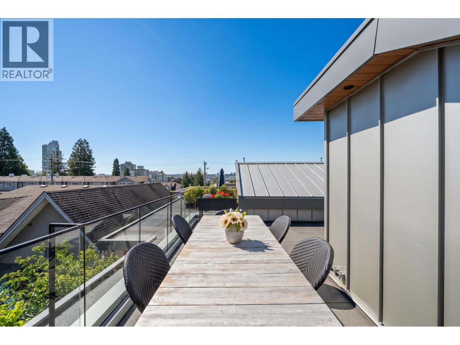 2 233 W 5th Street, North Vancouver, British Columbia  V7M 1J9 - Photo 28 - R3162565