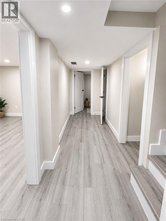 264 Thayer Avenue Unit# Lower, Hamilton, Ontario  L9A 1J7 - Photo 8 - 40859868