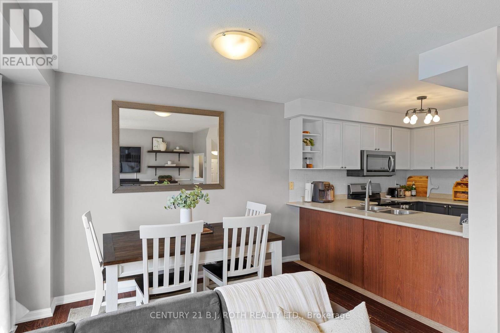 22 Ridwell Street, Barrie, Ontario  L4N 0X2 - Photo 8 - S13764852