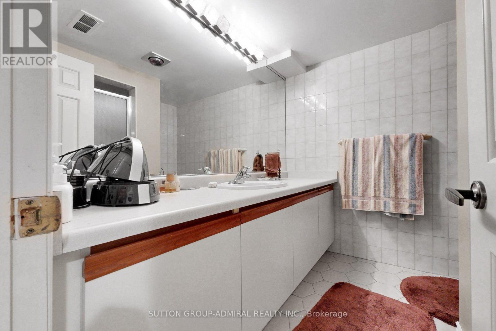 47 Talbot Road, Toronto, Ontario  M2M 1R7 - Photo 42 - C13751760
