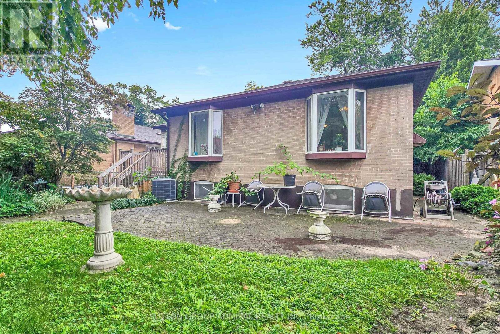 47 Talbot Road, Toronto, Ontario  M2M 1R7 - Photo 48 - C13751760