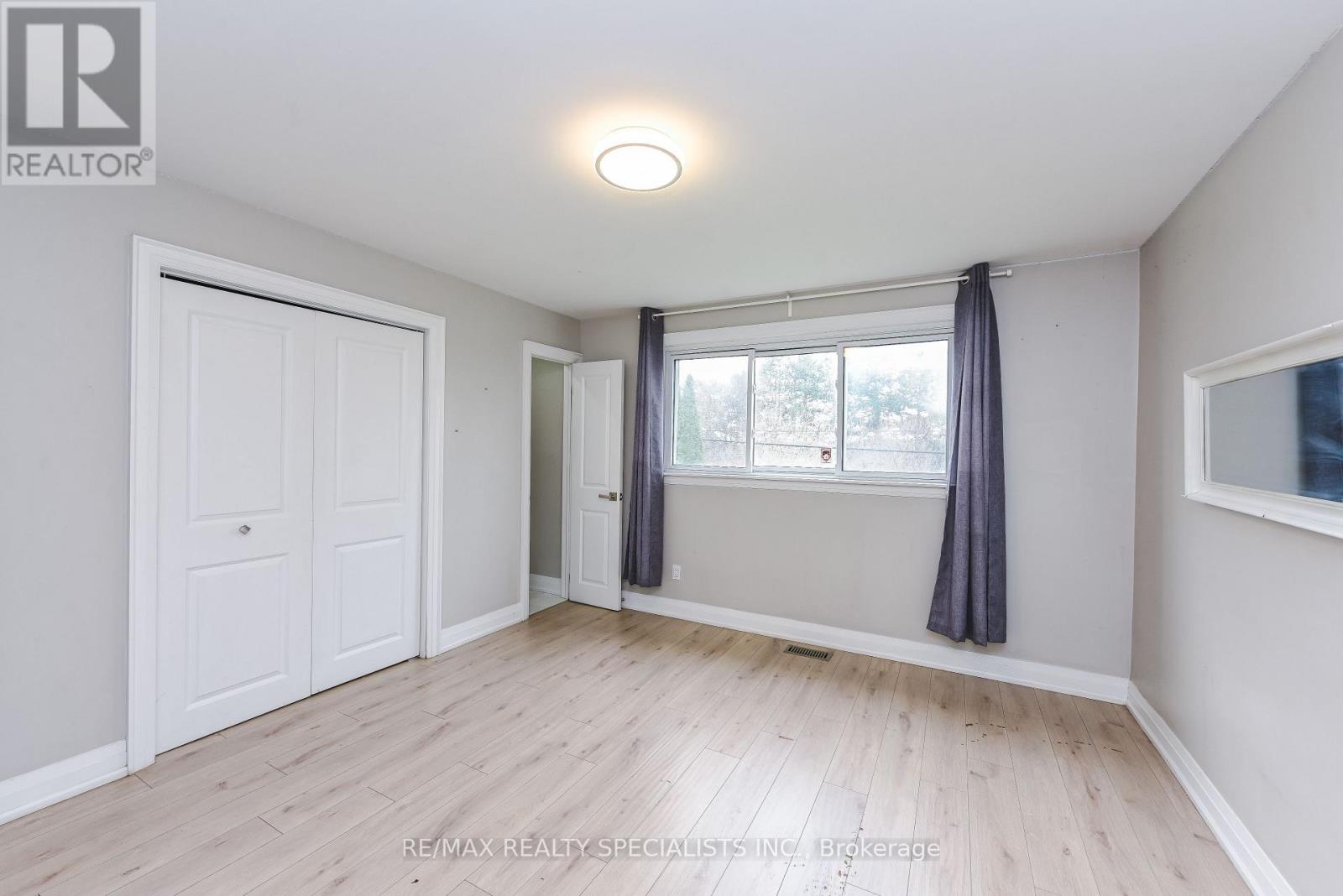 Upper - 137 Avondale Boulevard, Brampton, Ontario  L6T 1H5 - Photo 22 - W13765694