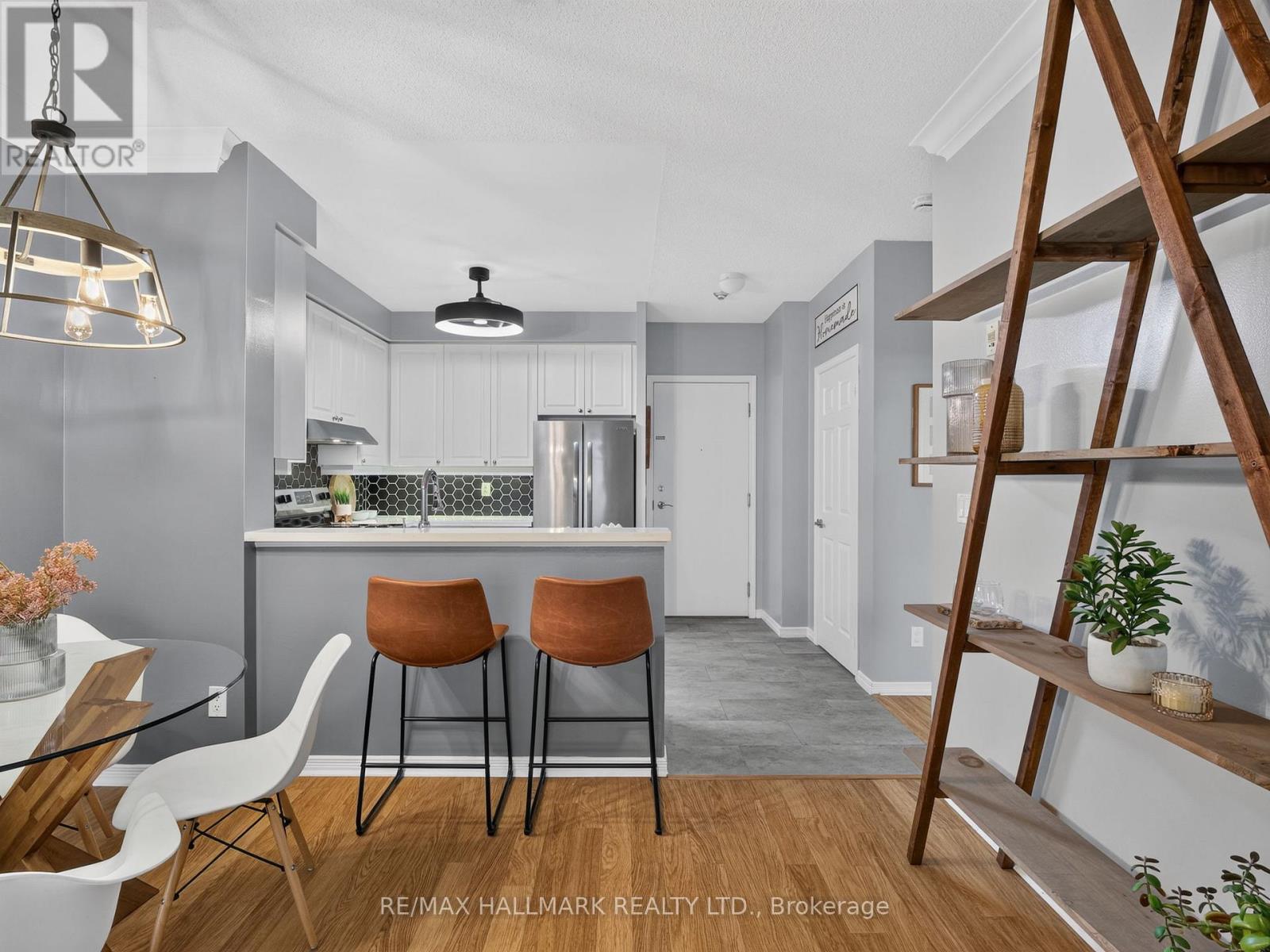 Ph918 - 3650 Kingston Road, Toronto, Ontario  M1M 3X9 - Photo 8 - E13765292