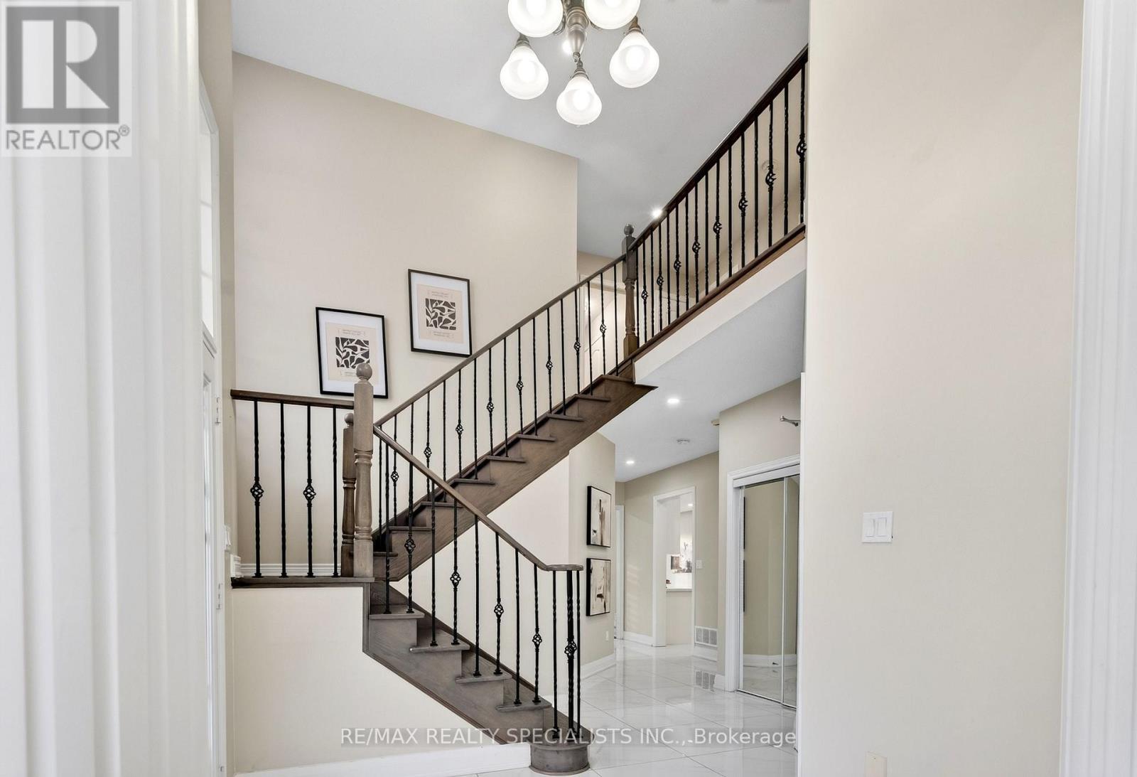 3463 Crimson King Circle, Mississauga, Ontario  L5N 8M9 - Photo 11 - W13765710