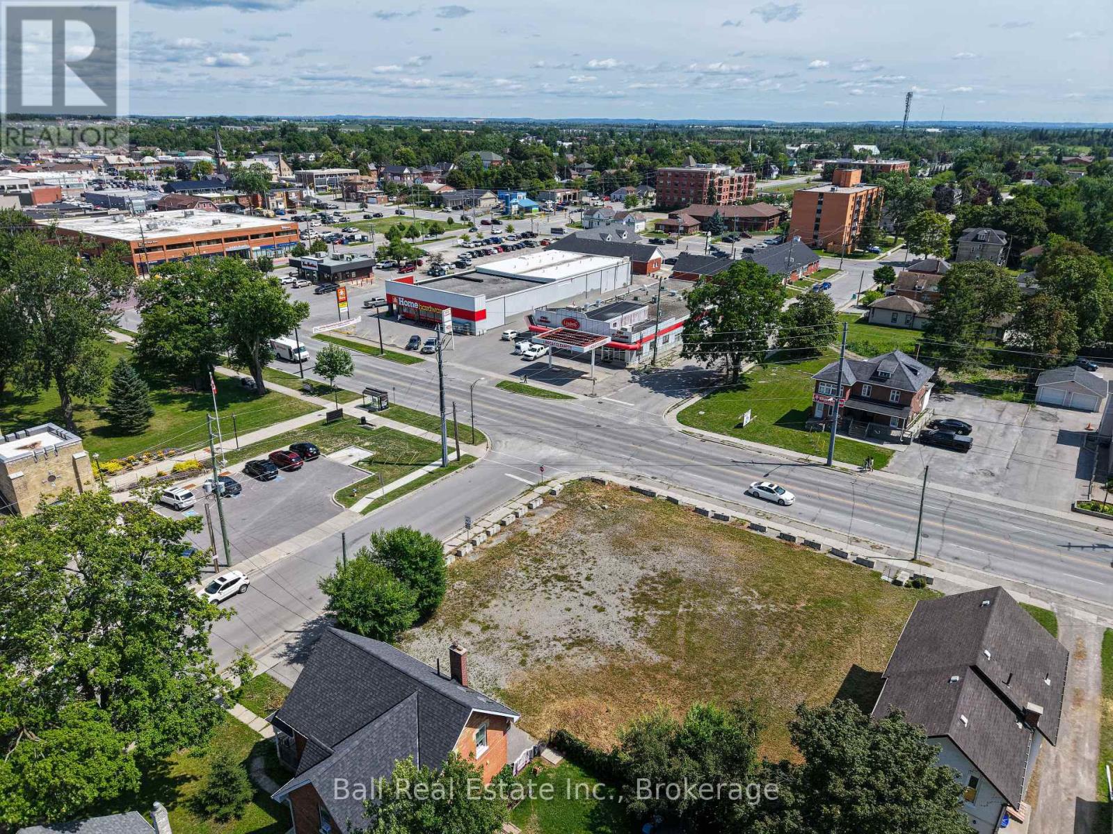 220 Kent Street W, Kawartha Lakes, Ontario  K9V 2Z2 - Photo 3 - X13761838