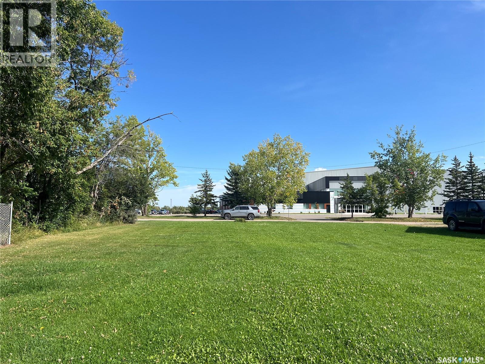 507 3rd Street E, Meadow Lake, Saskatchewan  S9X 1G6 - Photo 2 - SK048094