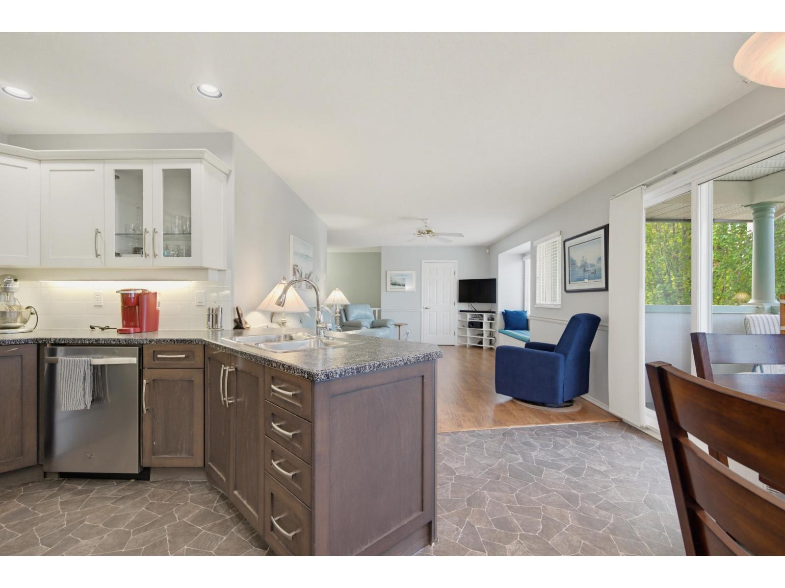 204 13888 70 Avenue, Surrey, British Columbia  V3W 0R8 - Photo 9 - R3162967