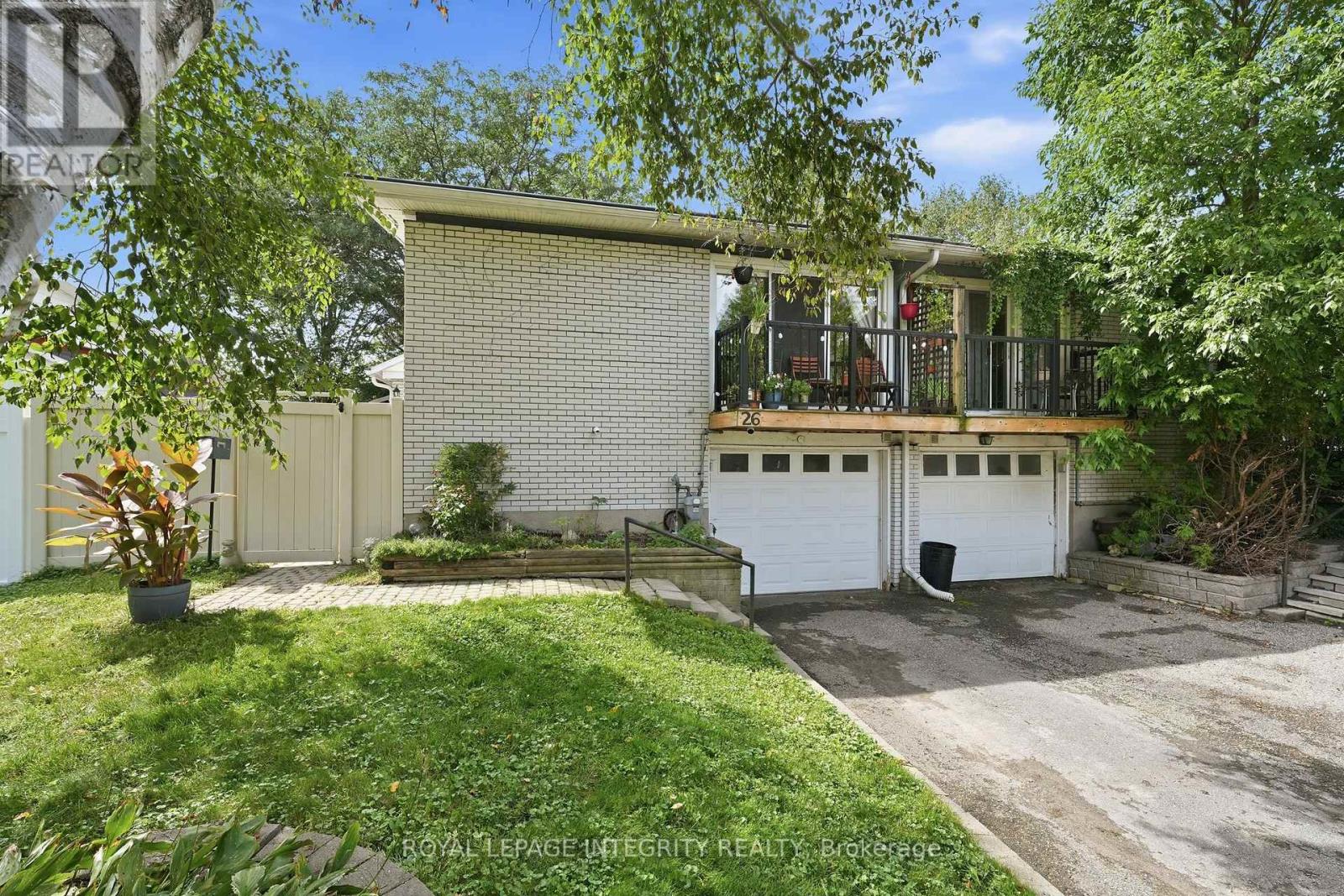26 Woodmount Crescent, Ottawa, Ontario  K2E 5R1 - Photo 2 - X13767374