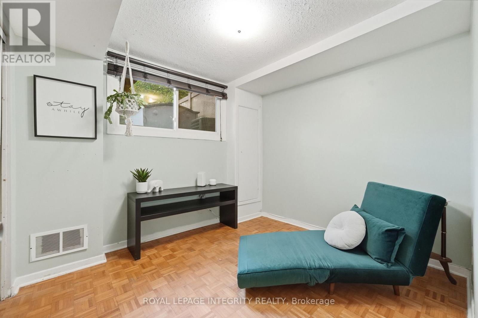 26 Woodmount Crescent, Ottawa, Ontario  K2E 5R1 - Photo 26 - X13767374