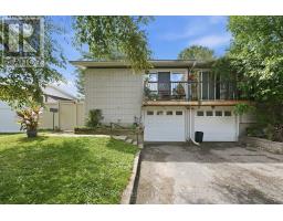 26 WOODMOUNT CRESCENT, Ottawa, Ontario