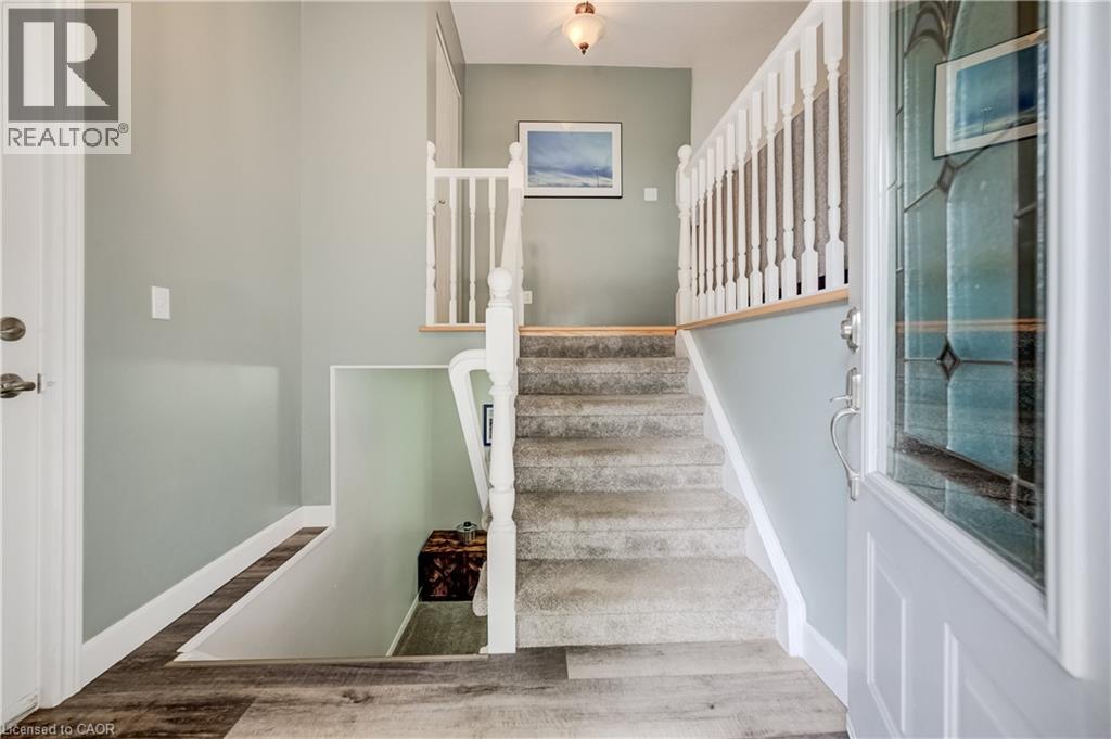 28 Forrest Avenue W, New Hamburg, Ontario  N3A 1Y1 - Photo 6 - 40859794