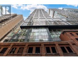 2204 - 15 MERCER STREET, Toronto, Ontario