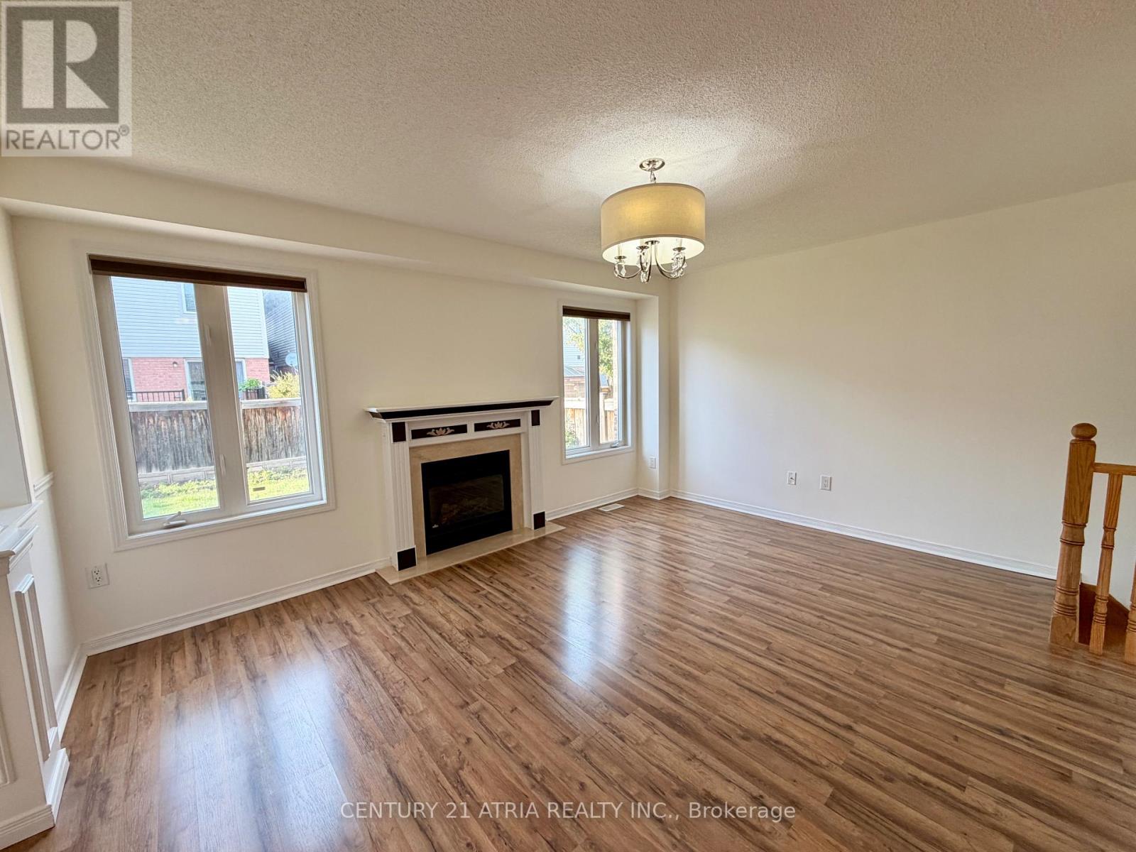 101 Elliottglen Drive, Ajax, Ontario  L1Z 0G9 - Photo 15 - E13767462