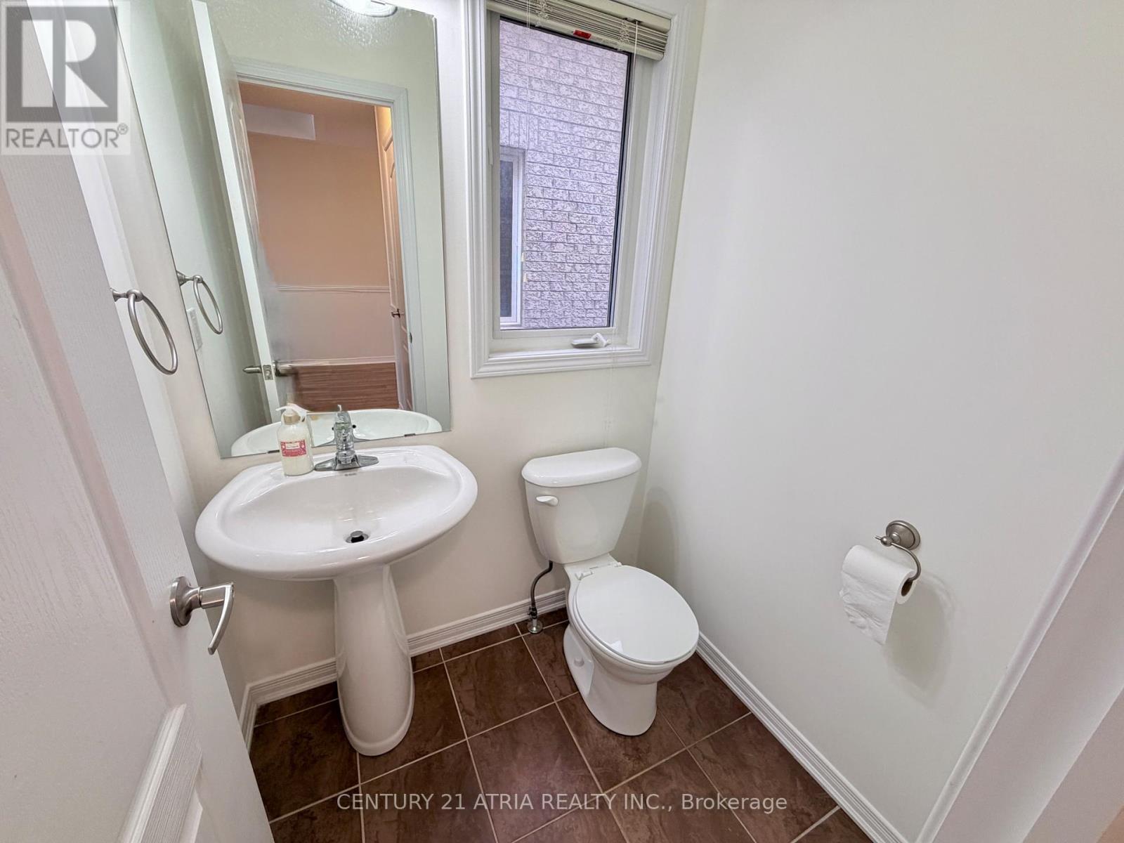 101 Elliottglen Drive, Ajax, Ontario  L1Z 0G9 - Photo 19 - E13767462