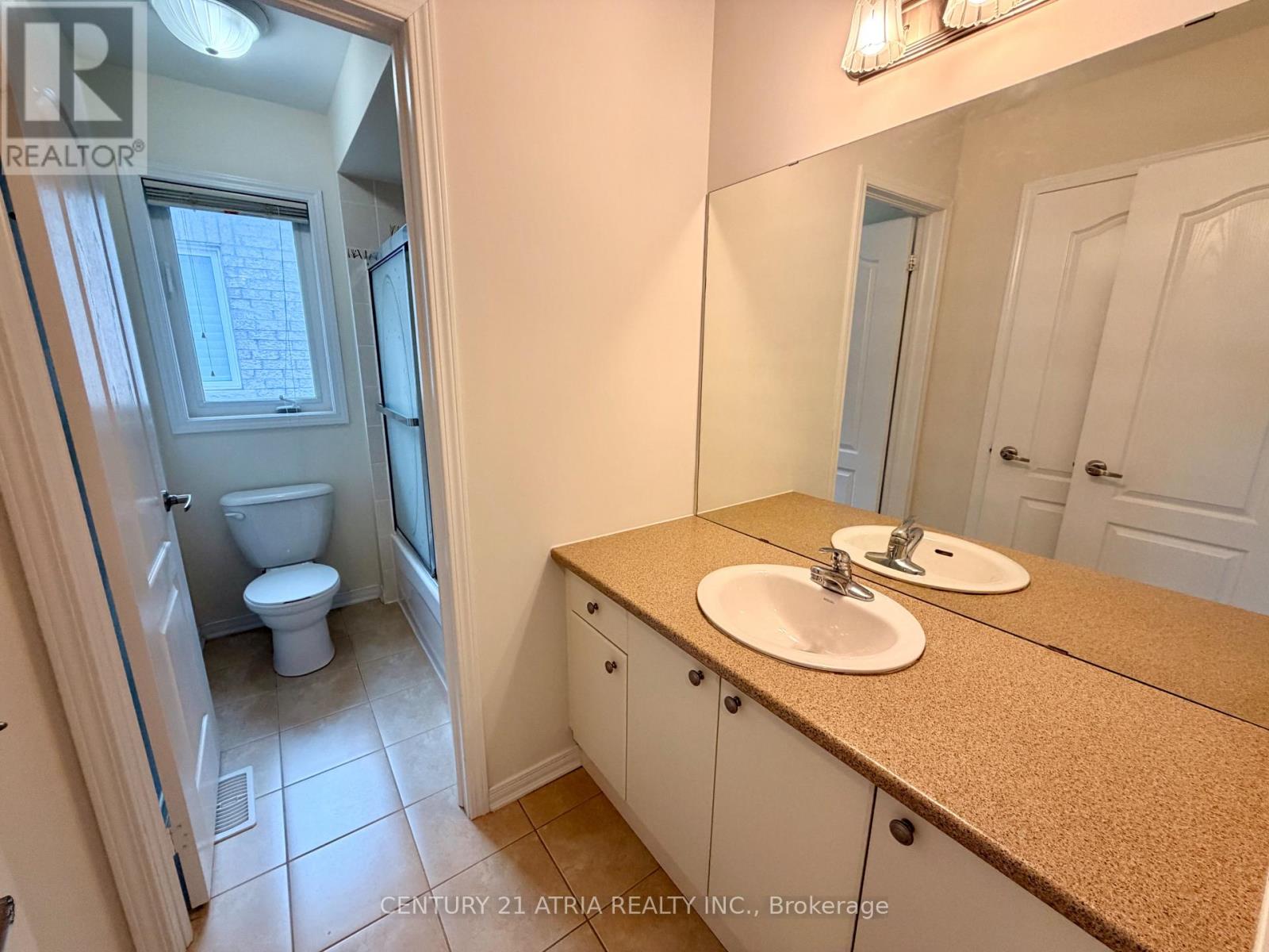101 Elliottglen Drive, Ajax, Ontario  L1Z 0G9 - Photo 28 - E13767462